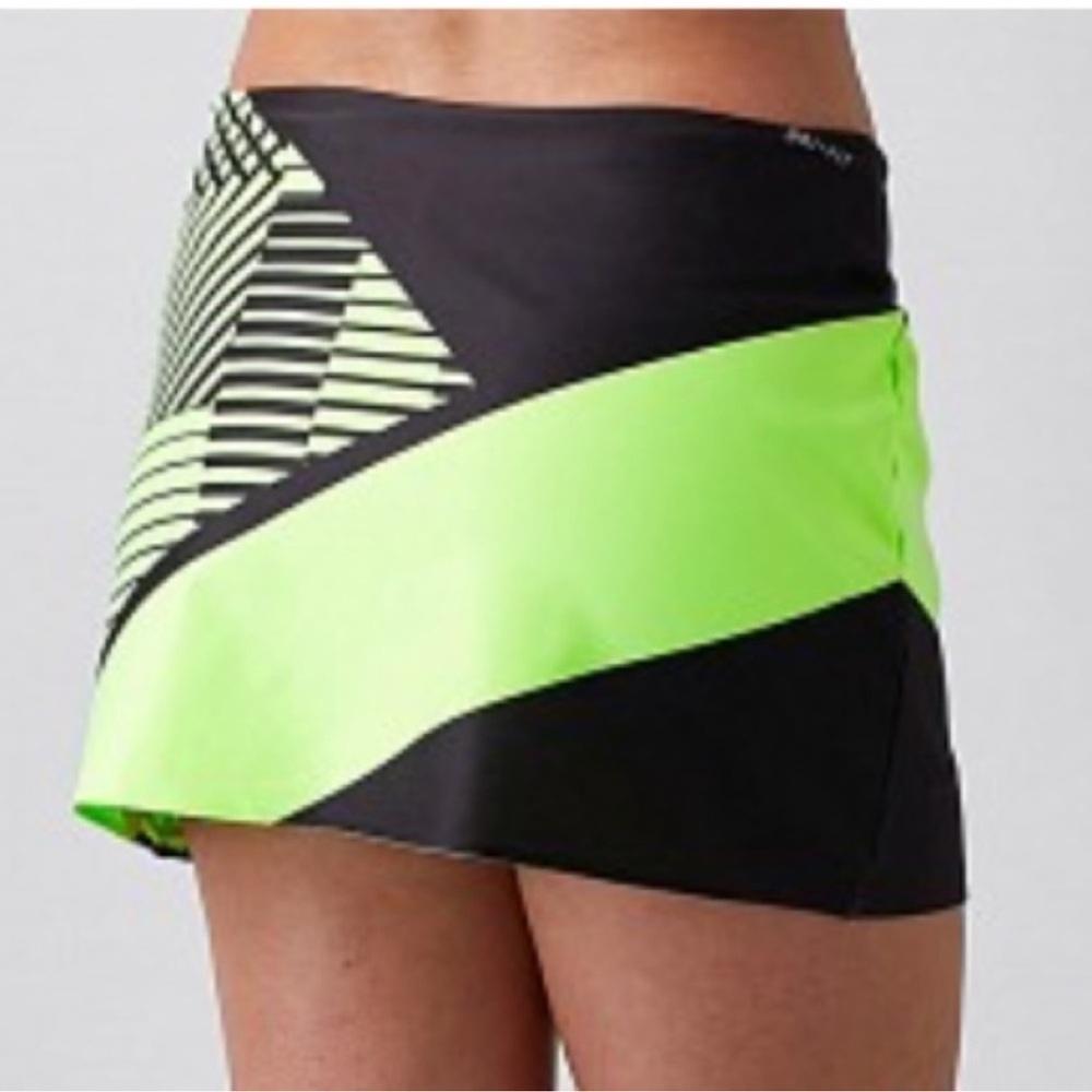 Nike Women's Spring Print Power Spin Skirt XS Green/ Neon green genie Bouchard - Picture 3 of 6